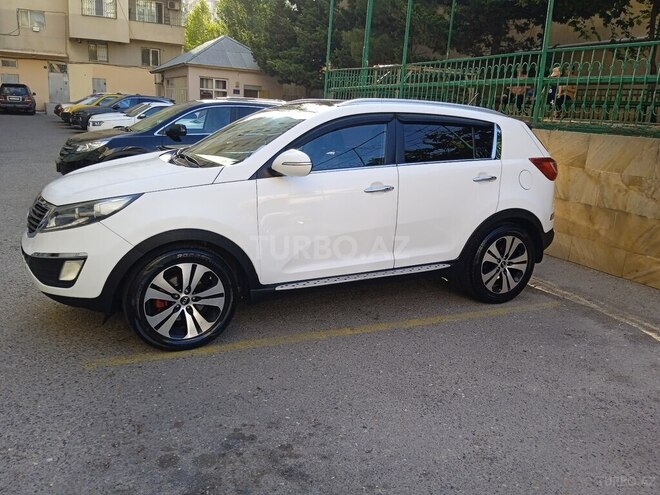 Kia Sportage 2012, 195,000 km - 2.0 l - Babək