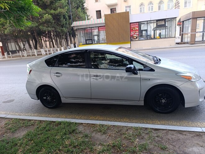 Toyota Prius 2012, 584,763 km - 1.8 l - Sumqayıt