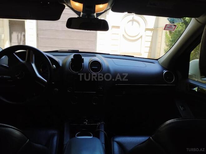 Mercedes GL 550 2011, 193,000 km - 5.5 l - Bakı