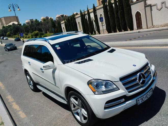 Mercedes GL 550 2011, 193,000 km - 5.5 l - Bakı