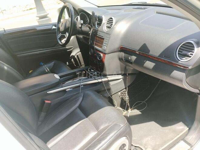 Mercedes GL 550 2011, 193,000 km - 5.5 l - Bakı