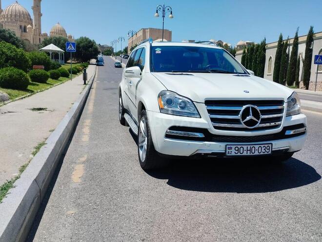 Mercedes GL 550 2011, 193,000 km - 5.5 l - Bakı