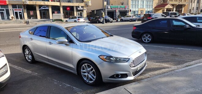 Ford Fusion (North America) 2015, 240,000 km - 1.5 л - Bakı
