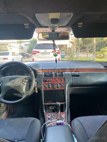 Mercedes E 220 d 1998, 542,000 km - 2.2 л - Bərdə