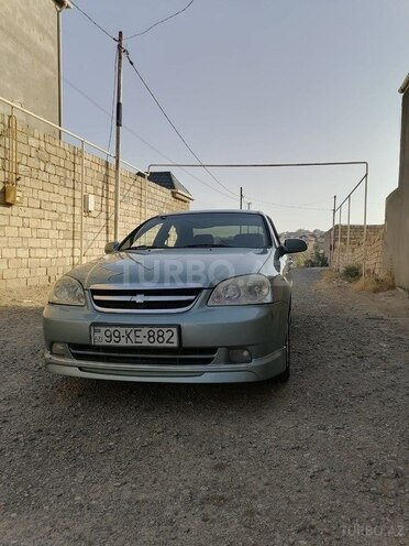 Chevrolet Lacetti-1