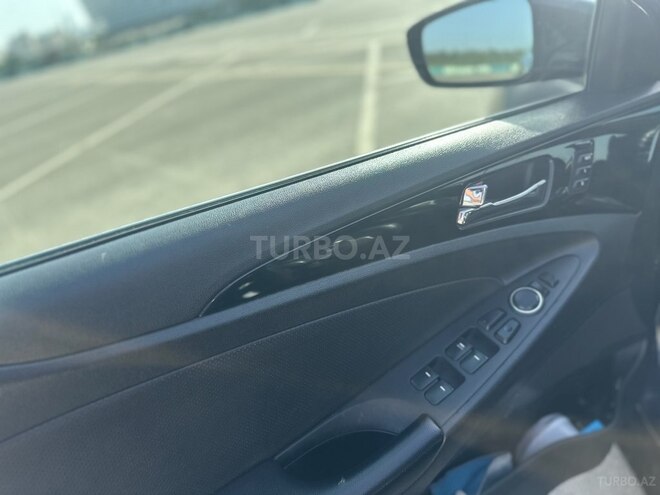 Hyundai Sonata-7
