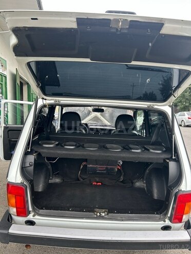 LADA (VAZ) Niva 2016, 100,000 km - 1.7 л - Quba