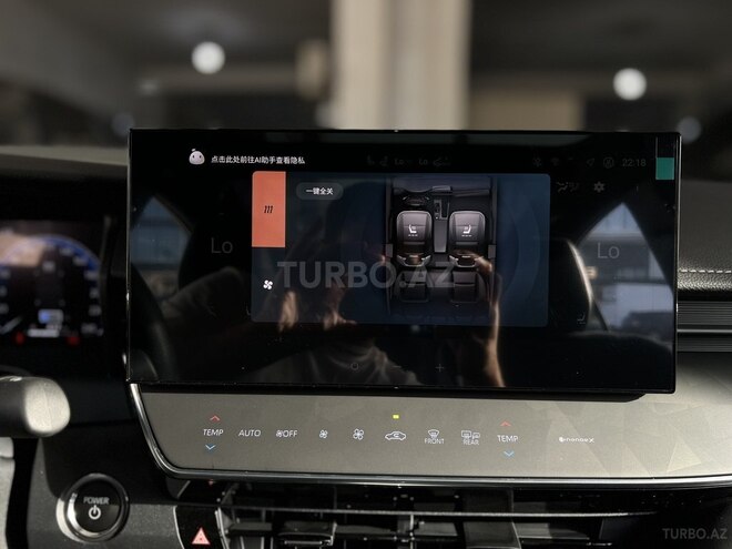 Toyota Camry-13