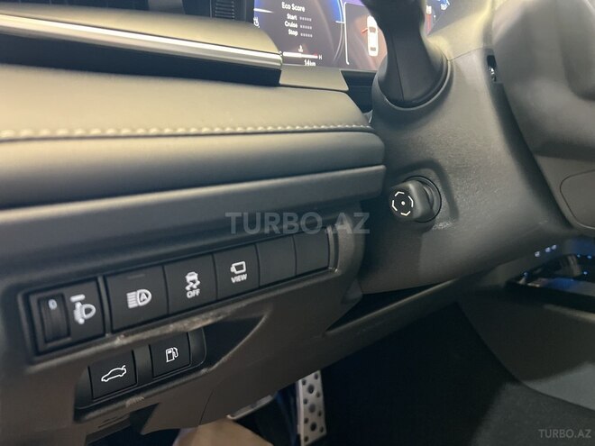 Toyota Camry-14