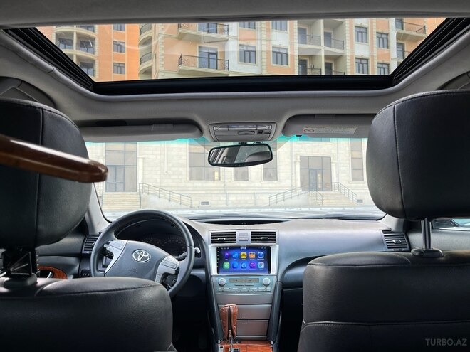 Toyota Camry-7