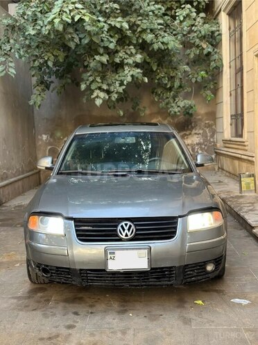 Volkswagen Passat 2004, 305,000 km - 1.8 l - Bakı