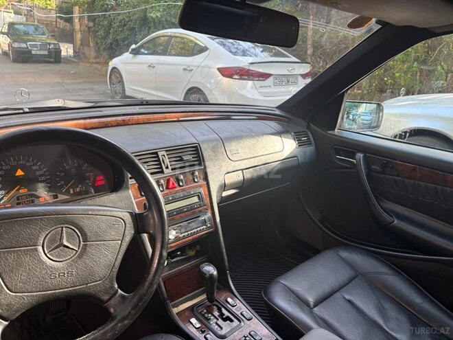 Mercedes C 240 1998, 260,000 km - 2.4 л - Bakı