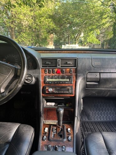 Mercedes C 240 1998, 260,000 km - 2.4 л - Bakı