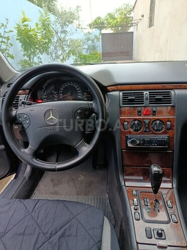 Mercedes E 270 1999, 600,000 km - 2.7 l - Bakı