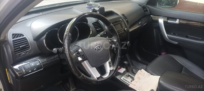Kia Sorento 2011, 178,000 km - 2.2 л - Mingəçevir