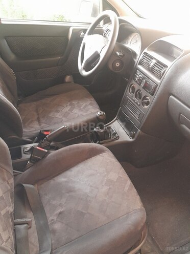Opel Astra 2001, 248,000 km - 2.0 l - Bakı