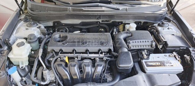 Hyundai Sonata-17