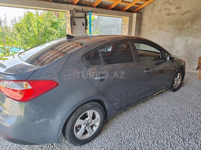 Kia Forte-7