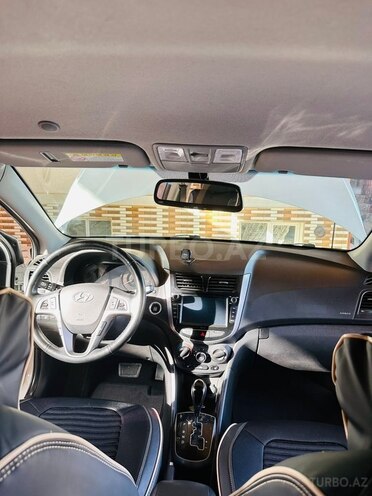 Hyundai Accent 2019, 135,300 km - 1.4 л - Gəncə