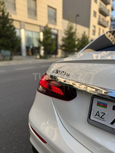 Mercedes E 300 e 2021, 56,800 km - 2.0 l - Bakı