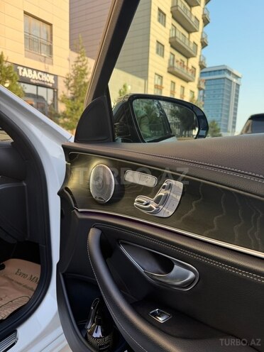 Mercedes E 300 e 2021, 56,800 km - 2.0 l - Bakı