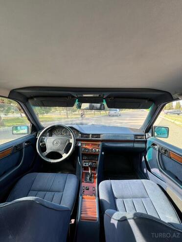 Mercedes E 220 1995, 192,694 km - 2.2 l - Gəncə