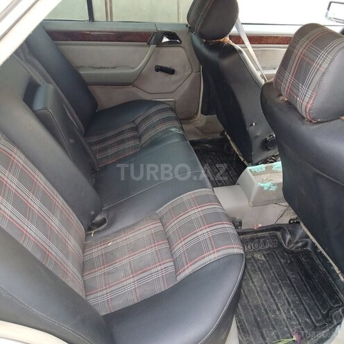 Mercedes E 250 1989, 500,889 km - 2.5 l - Ağstafa