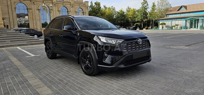 Toyota RAV4-5