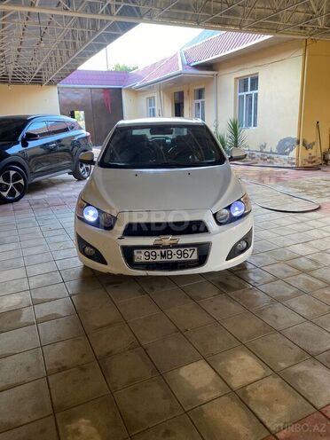 Chevrolet Aveo-1