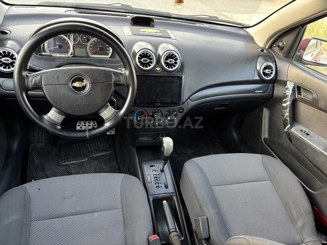 Chevrolet Aveo-9