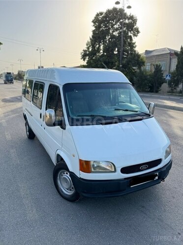 Ford Transit 1999, 525,000 km - 2.5 l - Quba