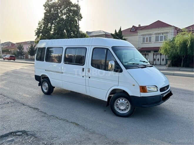 Ford Transit 1999, 525,000 km - 2.5 l - Quba