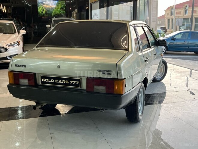 LADA (VAZ) 21099-5