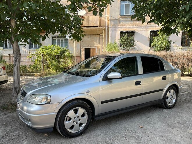 Opel Astra 2001, 185,000 km - 1.8 l - Gəncə