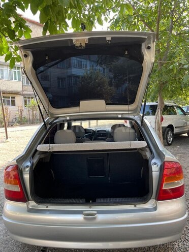 Opel Astra 2001, 185,000 km - 1.8 l - Gəncə