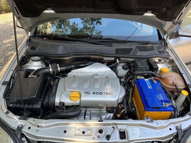 Opel Astra 2001, 185,000 km - 1.8 l - Gəncə