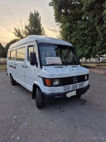 Mercedes 208 D 1994, 999,999 km - 2.3 л - Gəncə
