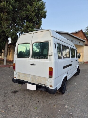 Mercedes 208 D 1994, 999,999 km - 2.3 л - Gəncə