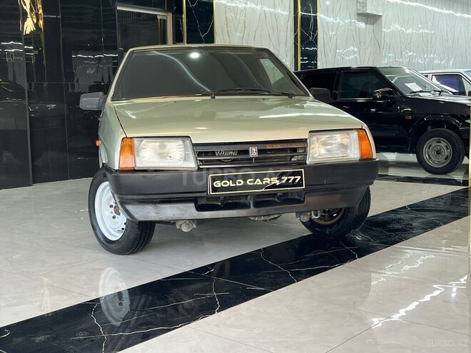 LADA (VAZ) 21099-1