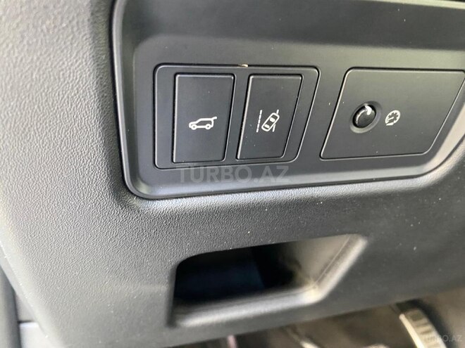 Land Rover Discovery 2018, 170,000 km - 3.0 l - Bakı