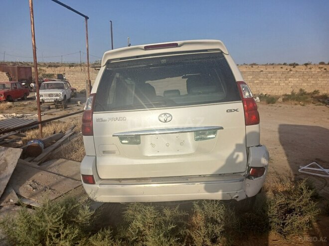 Toyota Land Cruiser Prado 2009, 230,000 km - 2.7 л - Bakı
