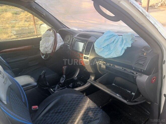 Toyota Land Cruiser Prado 2009, 230,000 km - 2.7 л - Bakı