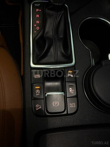 Kia Sportage-12