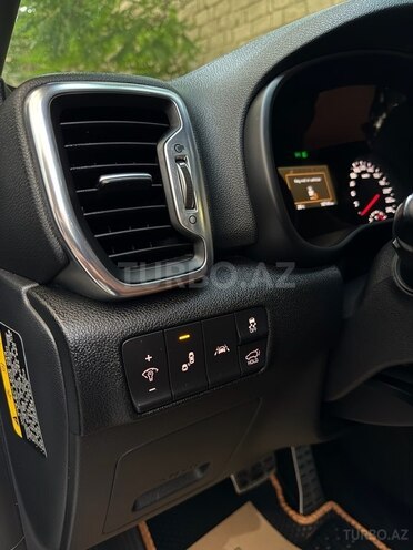 Kia Sportage-15