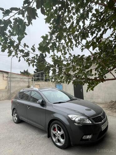 Kia  2010, 230,000 km - 1.6 l - Bakı