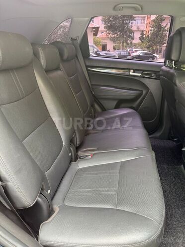 Kia Sorento-17