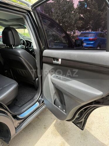 Kia Sorento-15