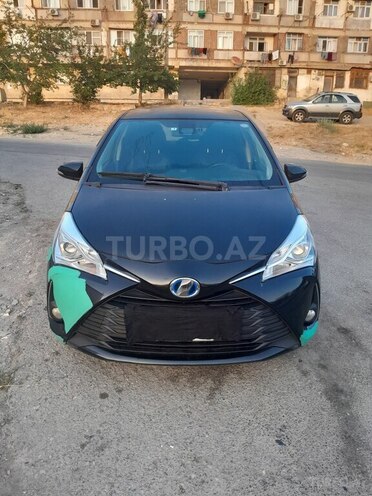 Toyota Vitz 2017, 295,000 km - 1.3 l - Bakı