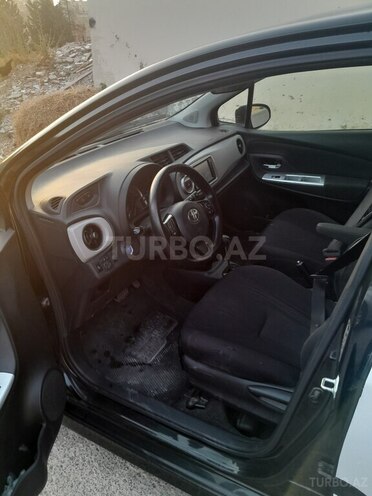 Toyota Vitz 2017, 295,000 km - 1.3 l - Bakı