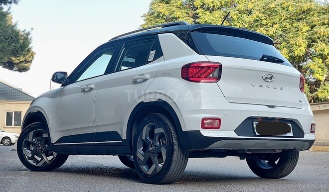 Hyundai Venue 2024, 9,000 km - 1.6 l - Bakı